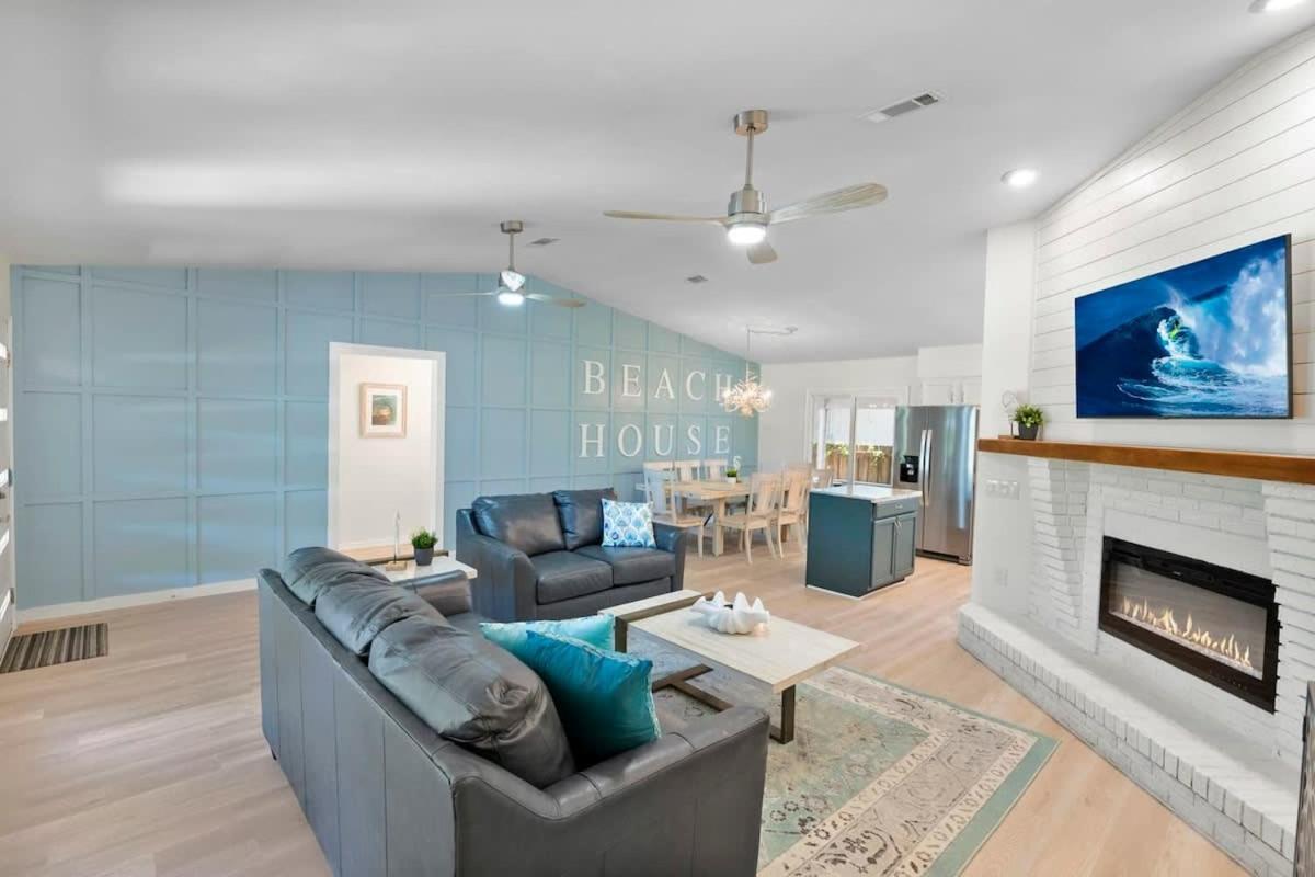 The St Augusdream Renovated Beach House Sleeps 8 Walk To Beach St. Augustine Kültér fotó
