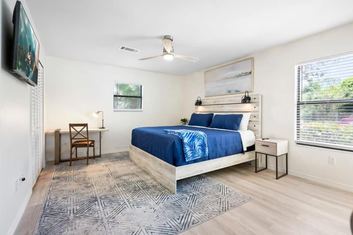 The St Augusdream Renovated Beach House Sleeps 8 Walk To Beach St. Augustine Kültér fotó